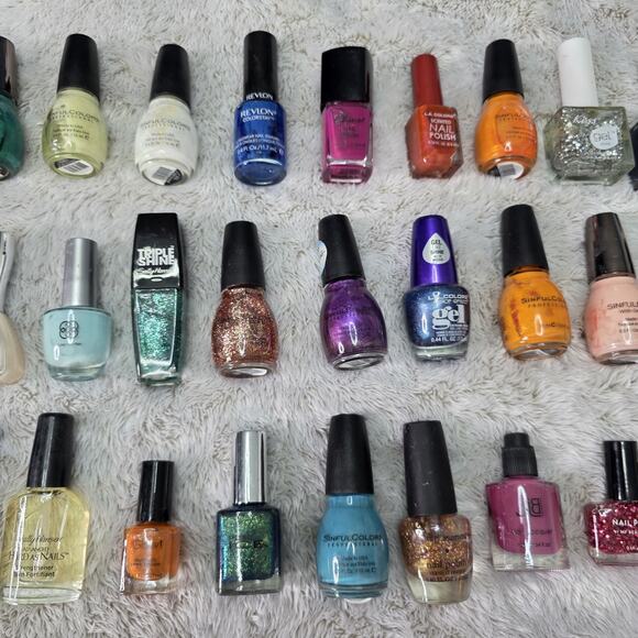 Mixed lot of Nail Polish Lot of 30 Assorted Colors Lot 2 - Picture 15 of 16